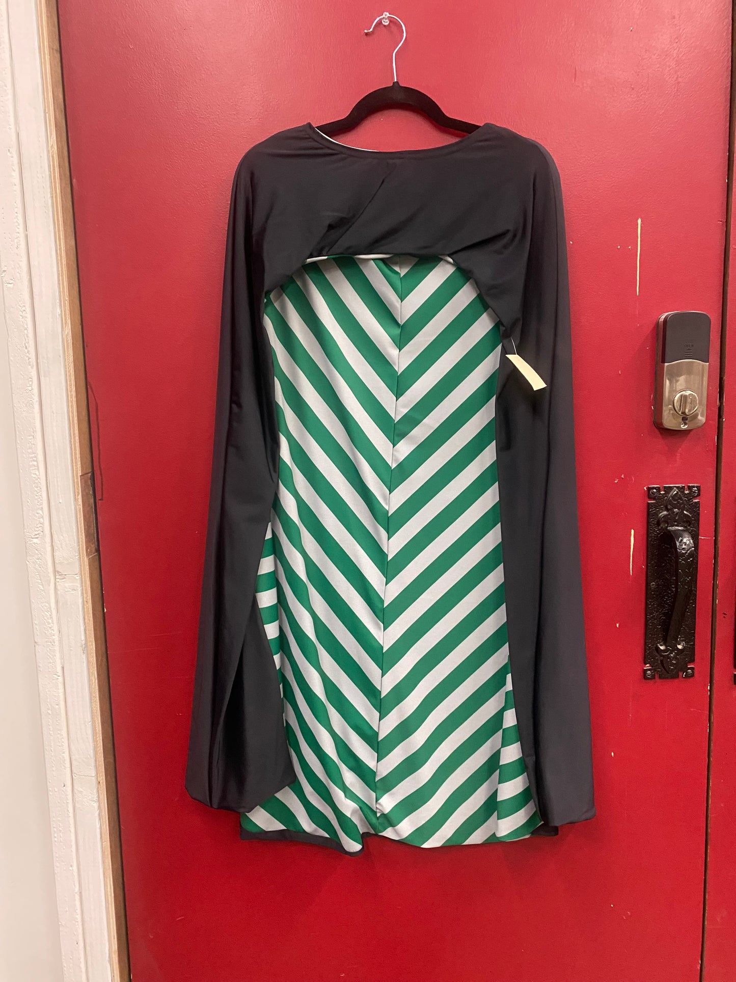 OSFA Green Basic Witch Capelet