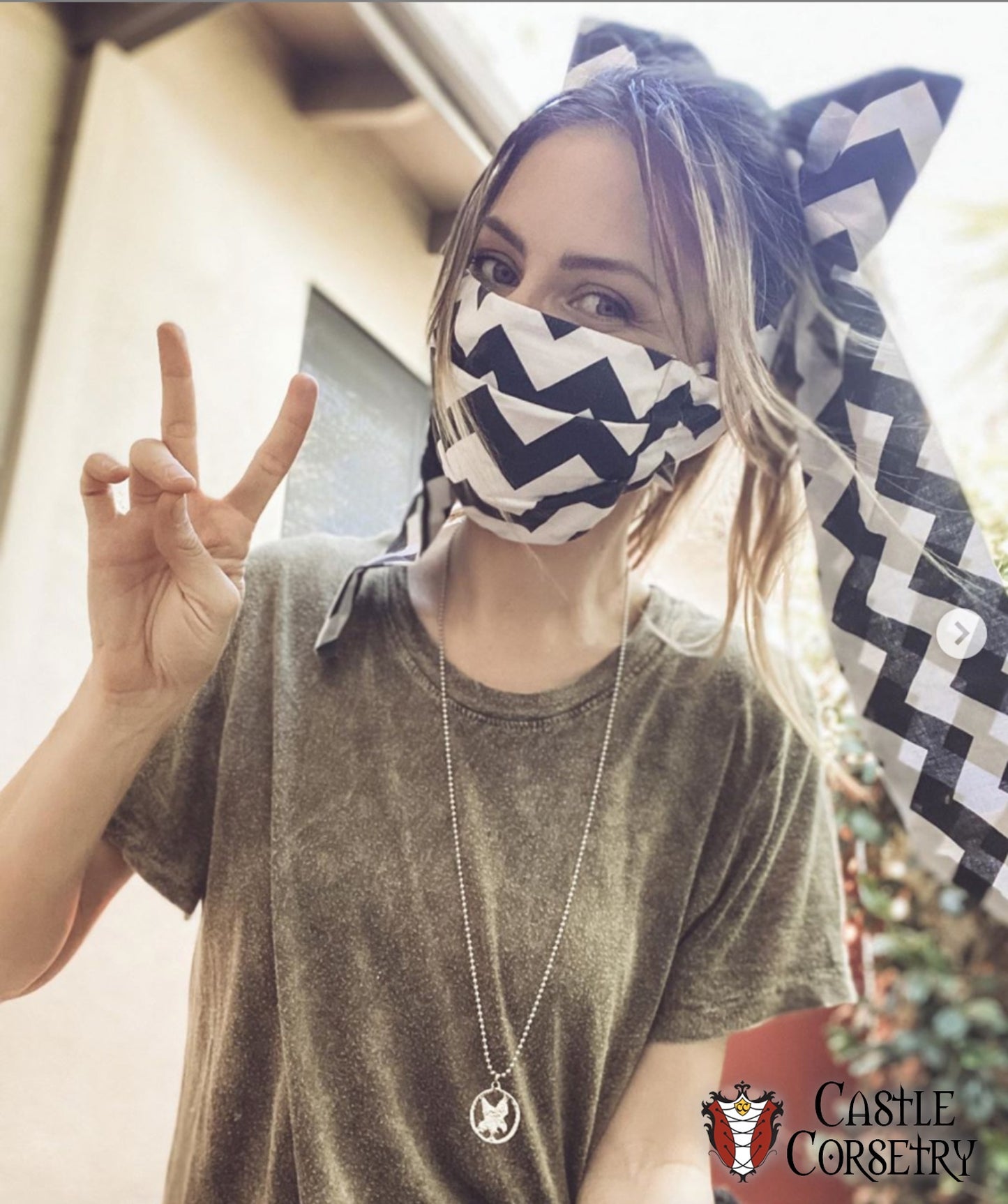 Laura Bow Face Mask